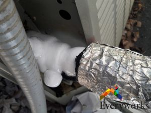 frozen-evaporator-coils-aircon-leak-everyworks-aircon-servicing-singapore