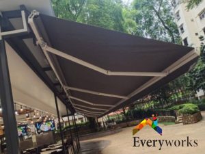 Awnings 9 retractable-awning-installation-everyworks-singapore-commercial-sengkang_1