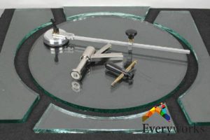 Why You Should Avoid DIY Custom Mirror Projects in Singapore 3 absence-of-specialized-tools-why-you-should-avoid-diy-custom-mirror-projects-custom-mirror-everyworks-singapore