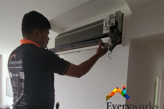 featured-what-does-an-aircon-servicing-contract-cover-aircon-servicing-everyworks-singapore