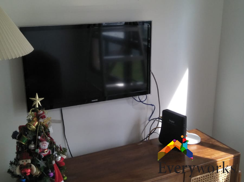 tv-bracket-installation-drilling-services-everyworks-singapore-hdb-toa-payoh-1