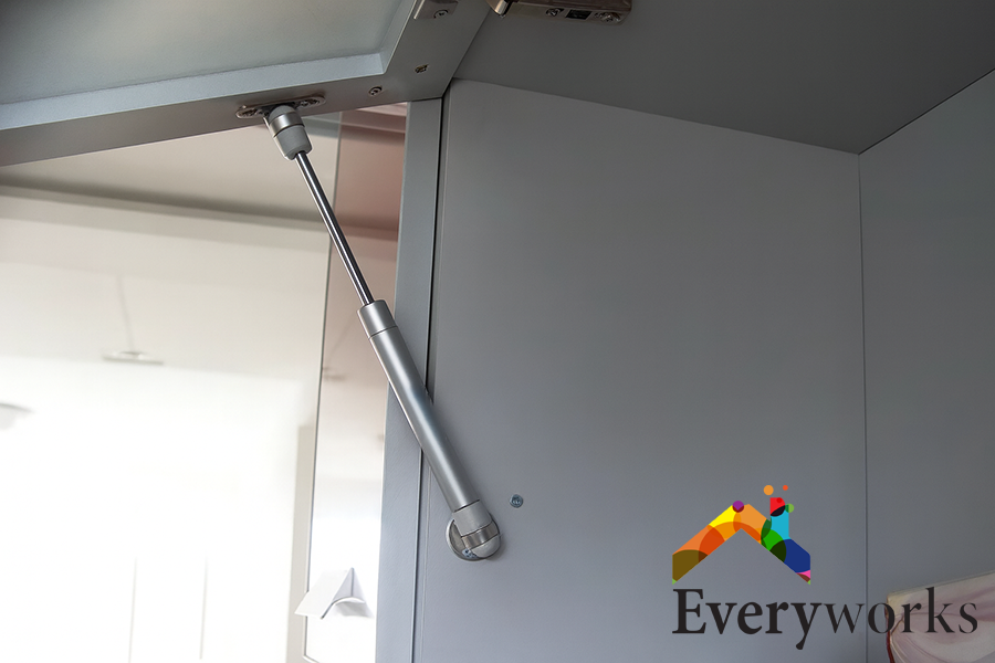 cabinet-gas-springs-replacement-repair-service-everyworks-singapore-01
